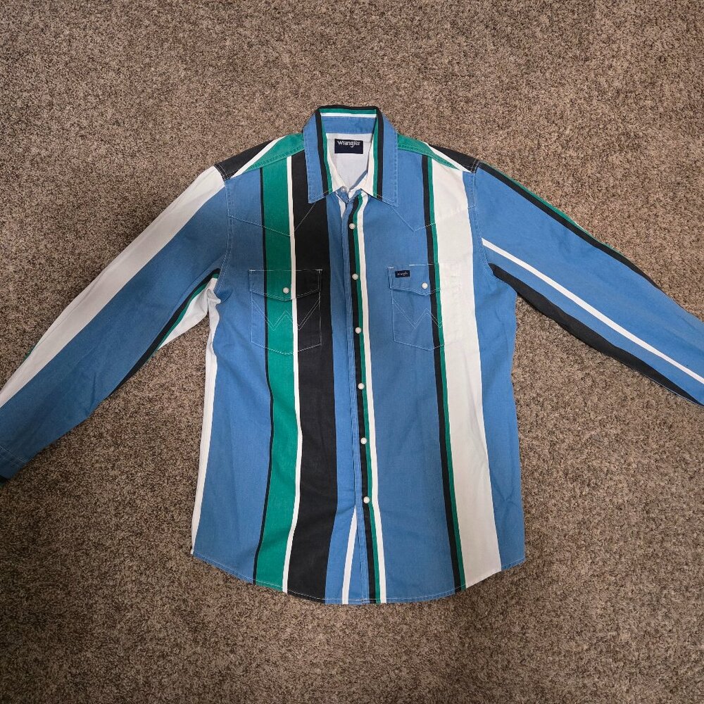 Wrangler Vintage-Inspired Brushpopper Western Snap Medium